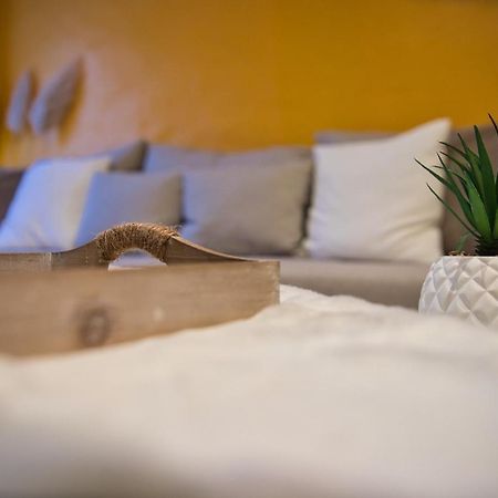 Chill Home : Appartement Cocooning Avec Jacuzzi Grandson Εξωτερικό φωτογραφία