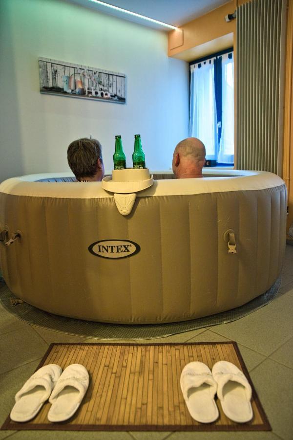 Chill Home : Appartement Cocooning Avec Jacuzzi Grandson Εξωτερικό φωτογραφία